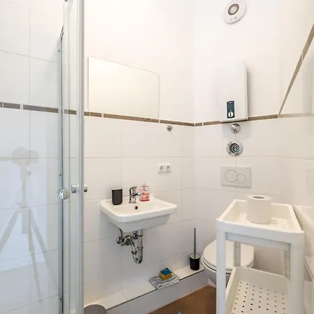 Monteurhome24 - Moderne In Oberhausen Apartment *