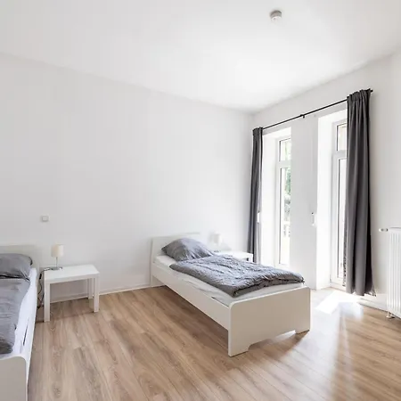 Monteurhome24 - Moderne In Oberhausen Apartment *