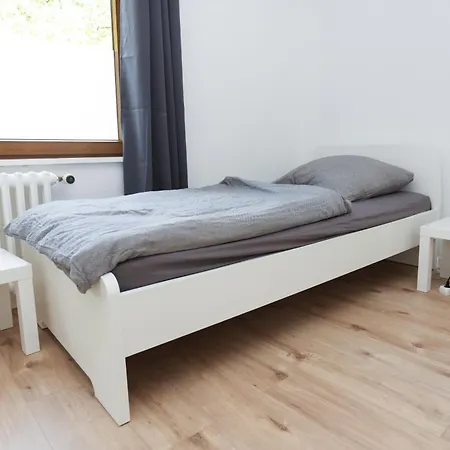 Monteurhome24 - Moderne In Oberhausen Oberhausen (North Rhine-Westphalia)