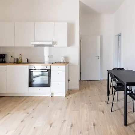 Easystay24 - Moderne In * Oberhausen (North Rhine-Westphalia)